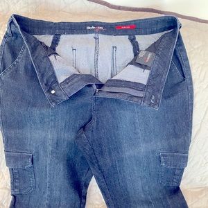 Ladies Style and Co. slim jeans. Excellent condition!